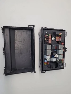  2013-2016 BUICK VERANO ENGINE RELAY FUSE BOX JUNCTION 22938539 OEM 13 14 15 16 - Image 1 of 4