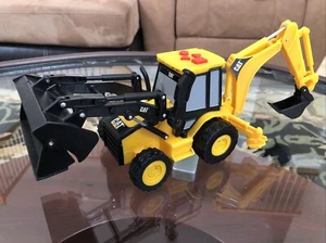 Caterpillar Backhoe 4635B2 with Sound(Tested, Needs Batteries) - Picture 1 of 5