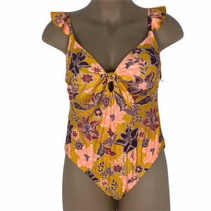 No Boundaries Junior Yellow Floral Ruffle Strap Swimsuit Size 3X New - Picture 1 of 6