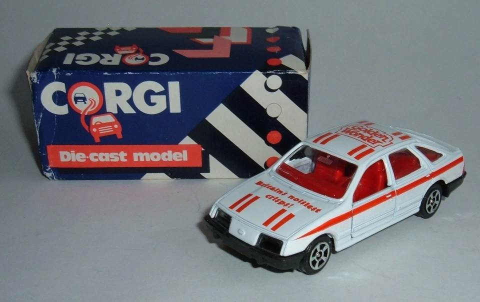 Giocattoli Junior Corgi, Ford Sierra, - Superbo Menta. - Immagine 1 di 4