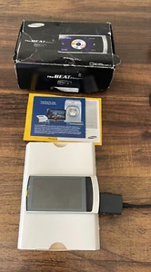 SAMSUNG YP-R1 MP3 8GB PLAYER Rare Pocket Music Player Works READ Desc. - Picture 1 of 15