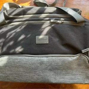 NEU Bella Russo 20" Seesack, Beuteltasche zweifarbig grau - Luxus Reise/Fitnessstudio neu im Karton Neu mit Etikett - Bild 1 von 10
