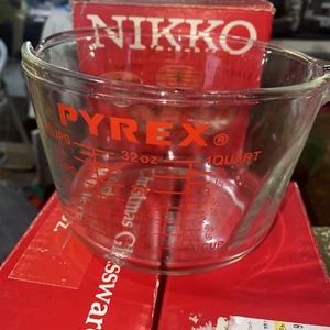 Pyrex 4 Cups 32 Oz 1 Litre Large Clear Glass Measuring Bowl Red Letters USA - Picture 1 of 2