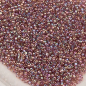 Toho Seed Beads 15/0 Light Amethyst Transparent Rainbow 10g #166 10647198 - Picture 1 of 1