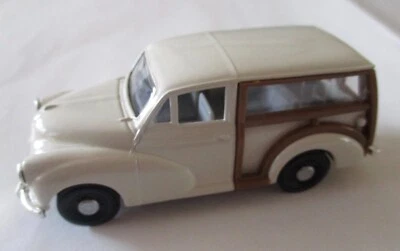 Corgi Classics Solido Cream MORRIS TRAVELLER In Packaging Excellent Condition - Image 1 of 4