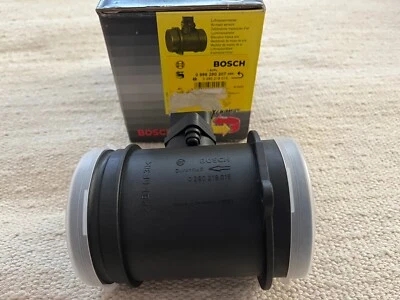 NEW BOSCH AUDI A6 A8 S8 4B 4D V8 4.2  Mass Airflow Sensor MAF GAP ARS ASG AQG D2 - Image 1 of 4