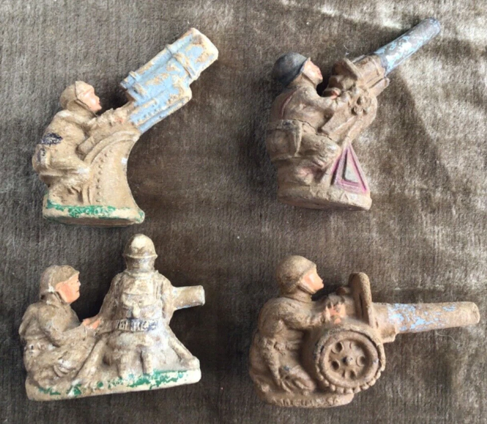Playwood Composition WWII US Army Artillery Toy Soldiers Lot of 4 1940s Vintage - Image 1 of 4