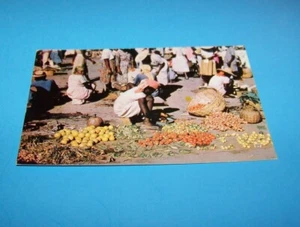Postal de colección de Haití "Croix-des-Bossales Market" Puerto Príncipe, Haití - Imagen 1 de 2