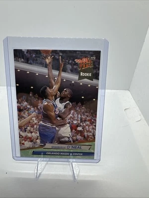 Shaquille O'Neal Rookie Card 92-93 Fleer Ultra Orlando Magic - Image 1 of 2