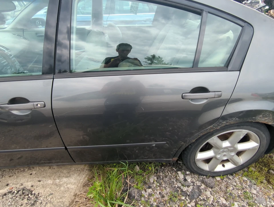 2004-2008 Nissan Maxima Driver Rear Door Window Oem DDHYL - Image 1 of 1