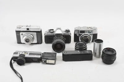 Q19E90 Bundle Cameras including Agfa with Lenses and Accessories - Image 1 of 4