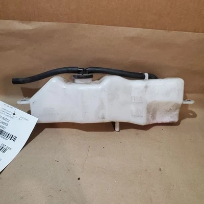 Резервуар охлаждающей жидкости подходит для 13-18 LEXUS ES300H 269334 - Изображение 1 из 4