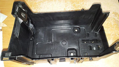 Bandeja de batería Chevrolet Malibu Impala Buick LaCrosse 2013-2014 13334617 Foto 1 de 4