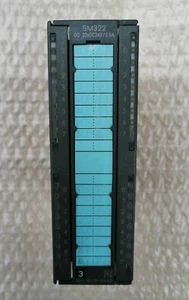 SIEMENS 6ES7 322-1BL00 SIMATIC S7-300, unità 32 USCITE digitali 24 VDC 0,5 A - Foto 1 di 6