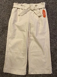 Girls Wonder Nation Jeans, Size XXL, 18. 1 pair of cream wide leg cropped jeans. - Picture 1 of 3