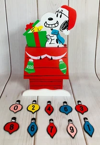 Hallmark Peanuts Snoopy on Doghouse Countdown Christmas Calendar - Picture 1 of 7