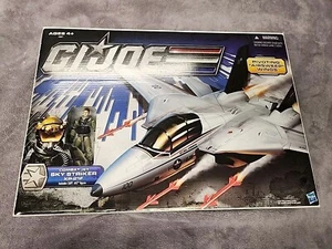GI Joe 30th Anniversary Combat Jet Skystriker XP-21F & Captain Ace Figure NIB - Picture 1 of 9