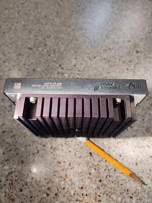 Intel Pentium III Xeon 500MHz (BX80525KY500512) Processor - Image 1 of 4