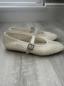H&M Cream Crochet Shoes Size 37 - Picture 1 of 4