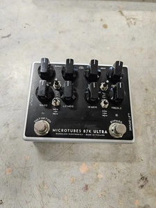 Darkglass Microtubes B7K Ultra V2 Bass Pedal with Aux In LIMITED EDITION - Picture 1 of 6