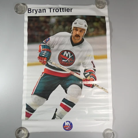 Vintage NY Islanders Poster Bryan Trottier NHL Hockey early 80's 34x23 Starline Cover