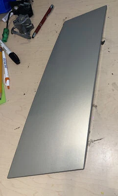 08-12 Buick Enclave Driver Cuarto Trasero Ventana Plástico Moldura Borde PASO DERECHO Foto 1 de 2