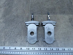 1987 Yamaha FZ700 Y283-2. rear wheel adjusters - Picture 1 of 6