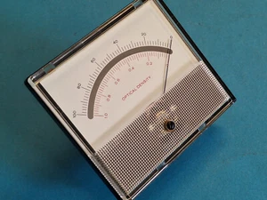50uA FSD Meter Movement ~ 4.00 inches x 4.50 inches ~ Right-hand zero ~ NoS - Photo 1/12