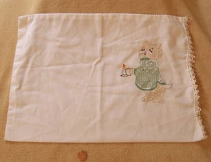 Federa cuscino bambino vintage gatto ricamo gattino in camicia da notte gattino ricamo - Foto 1 di 4