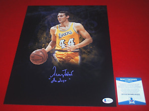 JERRY WEST Los Angeles Lakers signed 11X14 photo The Logo Beckett COA WH32225