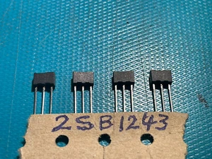 2SB1243 Transistor (4 pcs) - Picture 1 of 2