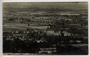 RP of BROADWAY View, Worcestershire  c1920 - Foto 1 di 1