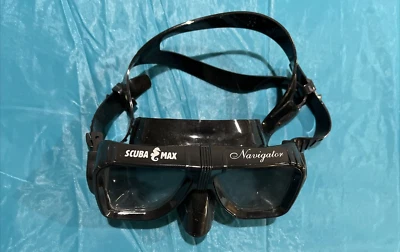 Navegador SCUBAMAX, Máscara de Buceo de Silicona de Dos Lentes, Tamaño Mediano, Negro - EN CAJA Foto 1 de 4