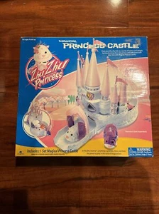 BRANDNEU Zhu Zhu Haustiere Magische Prinzessin Schloss Hamster Spielset Selten NIEDRIGER VERSAND - Bild 1 von 6