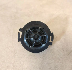 BOSE AUDI A6 S6 RS6 A7 RS7 - REAR BOX DOOR UPPER TWEETER SPEAKER, 4G0 035 399 - Picture 1 of 12