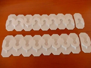 Mercedes R129 SL Türverkleidung Door card Cliphalter 18 Stück Set of 18 - Picture 1 of 2