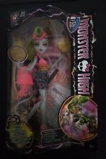 MATTEL MONSTER HIGH FREAKY FUSIONS LAGOONAFIRE DOLL NEW  SEALED FREE SHIPPING