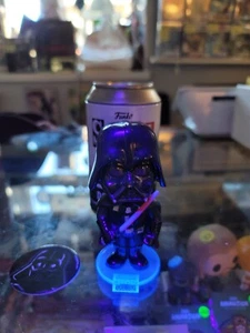 Funko Vinilo Soda Star Wars Darth Vader Brilla en la Oscuridad CHASE/3.300 con Disco/Lata - Imagen 1 de 3
