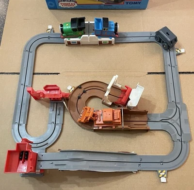 Tomy Thomas and Friends Thomas Big Loader, llenar, recoger, cargar y descargar 6563 Foto 1 de 4