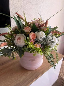 Seidenblumengesteck 40cm Sommer Seidenblumen Tischgesteck Landhausstil Rosen - Bild 1 von 4