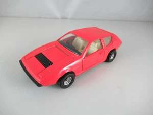 Corgi 1:36 Lotus Elite - Picture 1 of 5