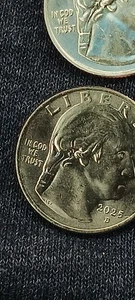 2025 D Washington Quarter Dollar Coin Error "In Cod We Trust" Gem Mint Die Error - Picture 1 of 2