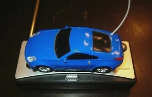 Toys R US battery op Blue mini remote control car with remote new no packaging - Picture 1 of 3