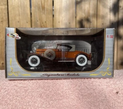 Model 1930 Packard Burnt Orange Original Box Collectible 1:32, NOS Minty - Image 1 of 4