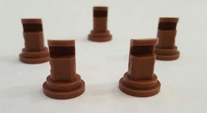 Pack of 5 Brown Deflector Nozzle Tips 115 degrees from Solo Sprayers - Picture 1 of 1