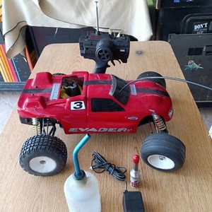 Duratrax Evader ST 1/10 Stadium Truck Roller AS IS FOR PARTS OR REPAIR  - Picture 1 of 11
