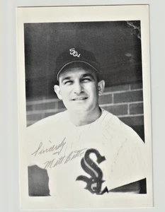 MATT BATTS signed BRACE postcard Major League catcher from 1947 - 1956 autograph - Picture 1 of 2