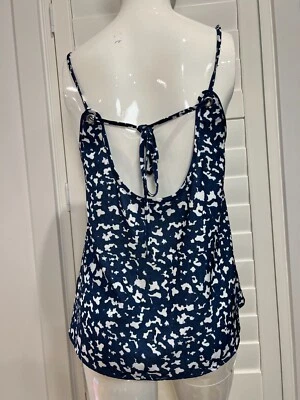 Top de diseñador The Fifth talla pequeña singlete festival de vacaciones estampado azul blanco 8 10 Foto 1 de 4