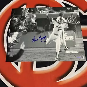 Ray Knight Signed New York Mets 8x10 Picture Autographed AUTO Steiner CX - Picture 1 of 3