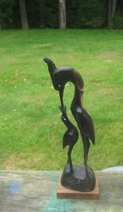 Collectible Birds-Beautifully Hand Carved- Buffalo Horn-Of Herrin Feeding Baby - Picture 1 of 4
